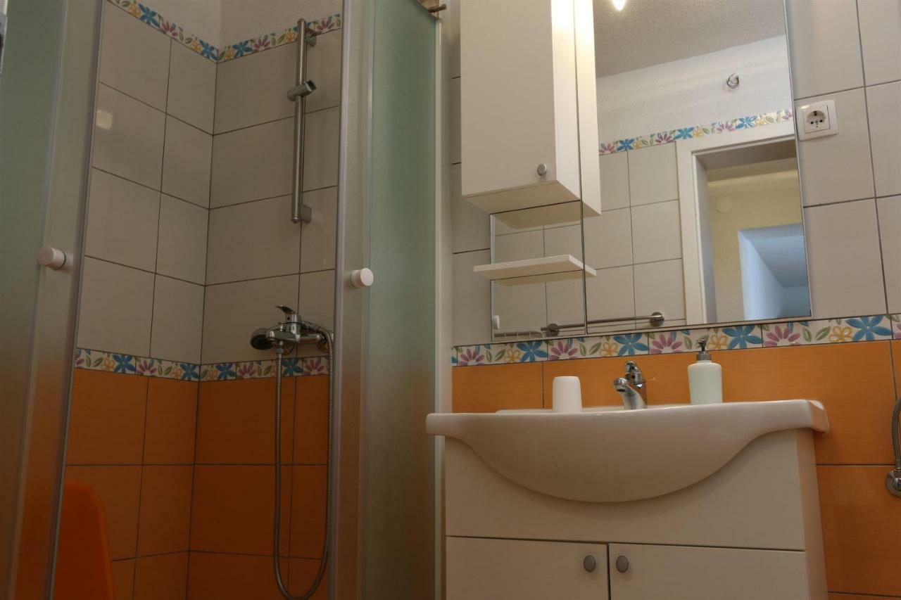 Apartments Hodzic 실로 외부 사진