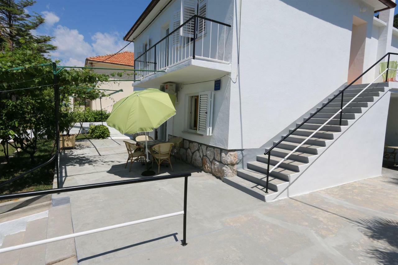 Apartments Hodzic 실로 외부 사진