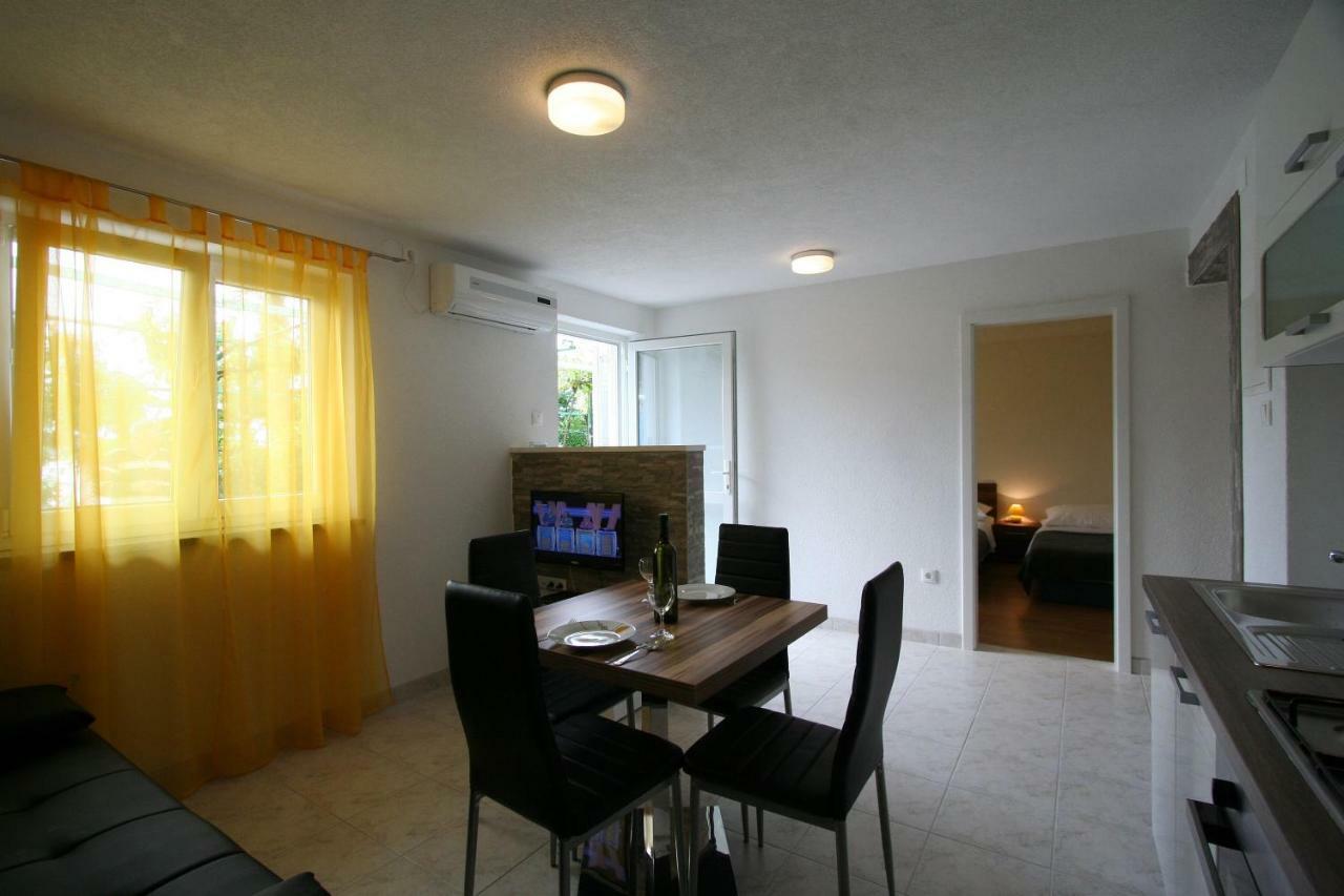Apartments Hodzic 실로 외부 사진