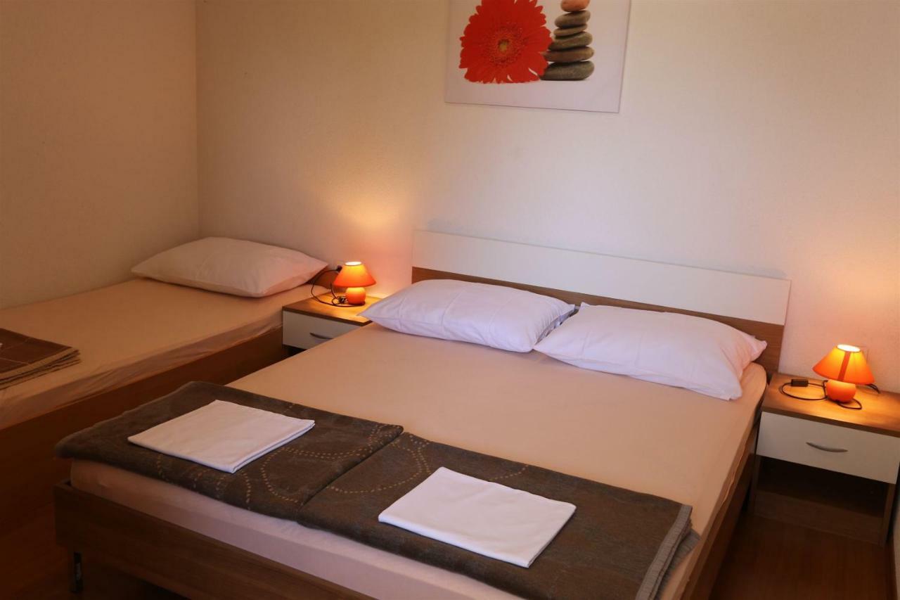 Apartments Hodzic 실로 외부 사진